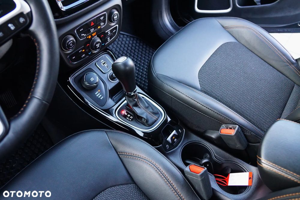 Jeep Compass 1.4 MultiAir Active Drive Automatik Limited - 35