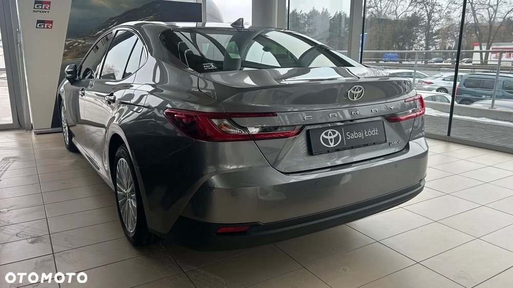 Toyota Camry 2.5 Hybrid Dynamic Force Comfort e-CVT - 3