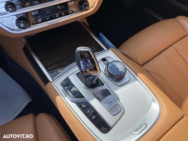 BMW Seria 7 - 13
