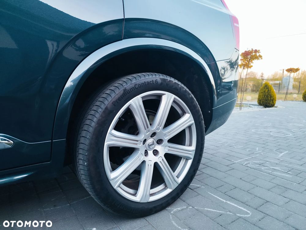 Volvo XC 90 D5 AWD Geartronic Inscription - 24