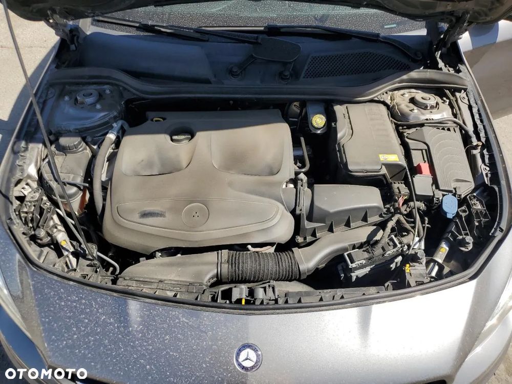 Mercedes-Benz CLA - 11