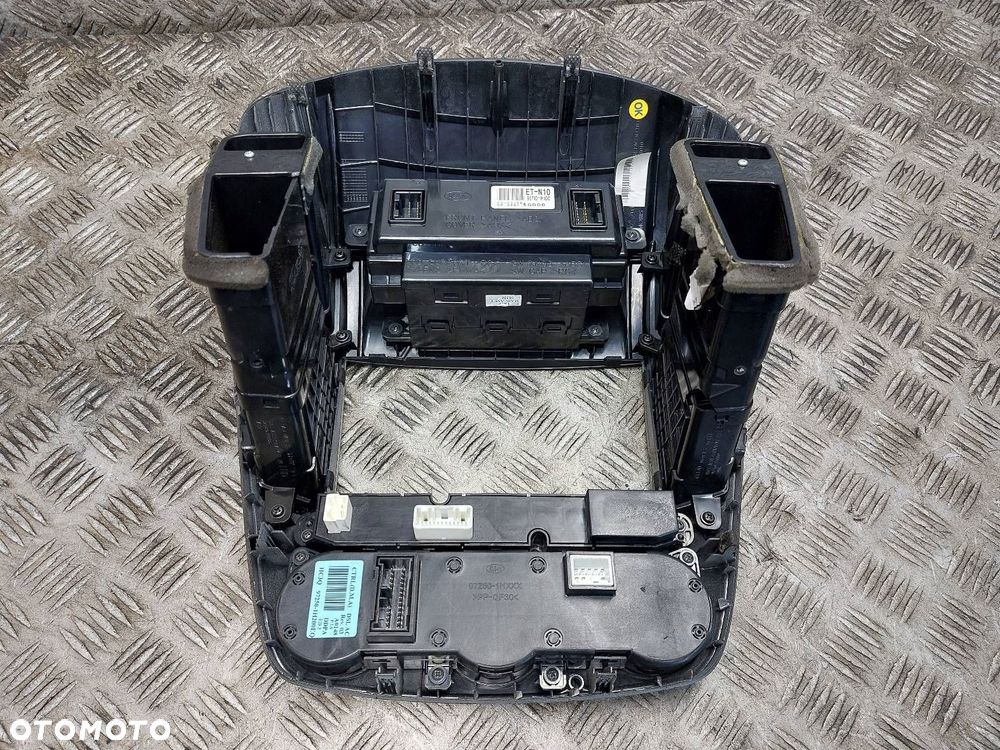 PANEL NAWIEWU KONSOLA ŚRODKOWA RAMKA PROCEED I CEED I 97250-1H200EQ - 4