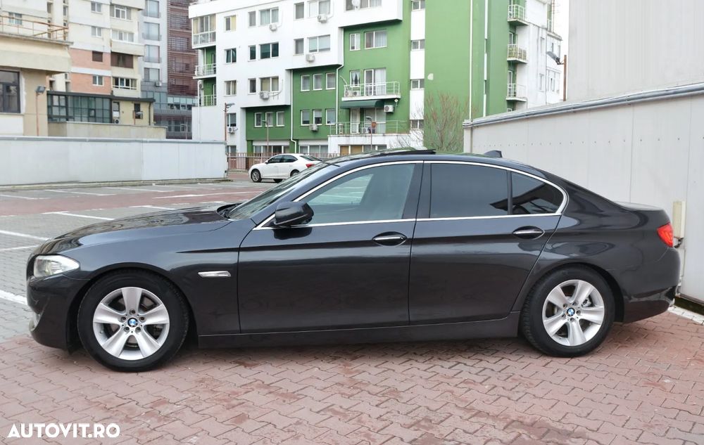 BMW Seria 5 520d Sport-Aut. BluePerformance - 13