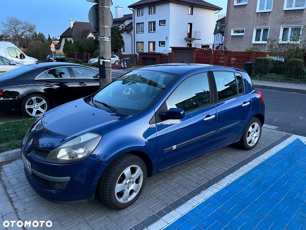 Renault Clio 1.6 16V Privilege - 5