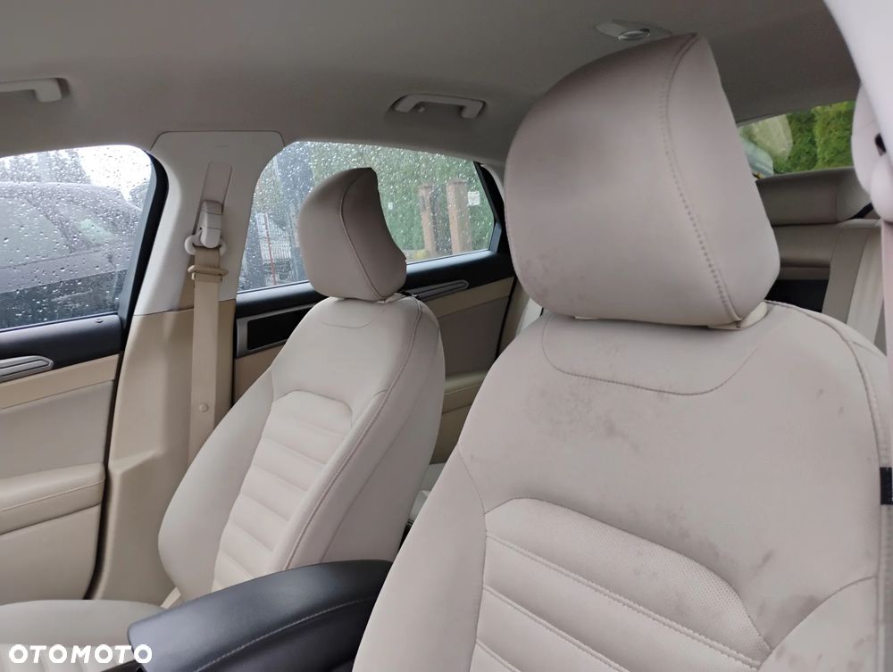 Ford Mondeo 2.0 TDCi Ambiente PowerShift - 8