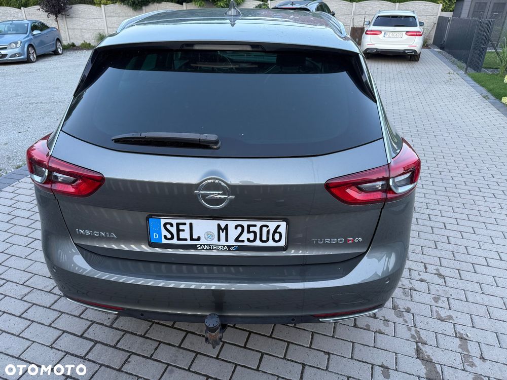 Opel Insignia 2.0 CDTI 4x4 Exclusive S&S - 8