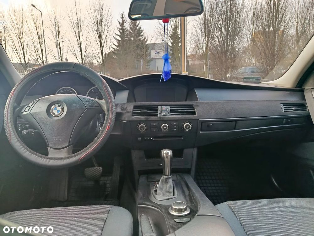 BMW Seria 5 - 16
