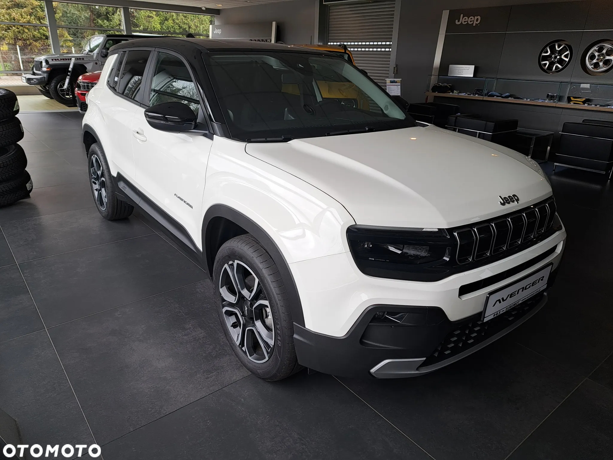 Jeep Avenger 1.2 T3 mHEV Altitude FWD eDCT6 - 5