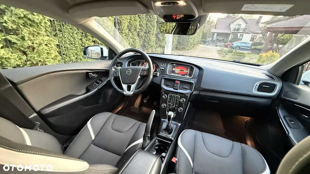 Volvo V40 D3 Drive-E Summum - 10