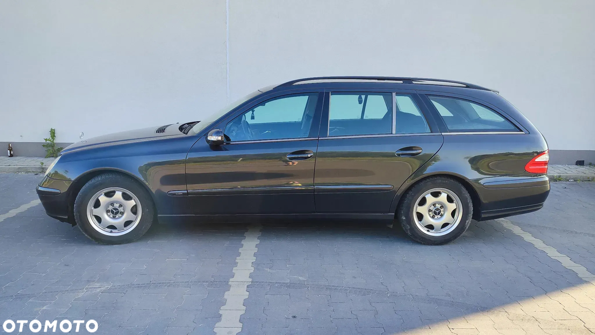 Mercedes-Benz Klasa E 200 T Kompressor Automatik Classic - 12