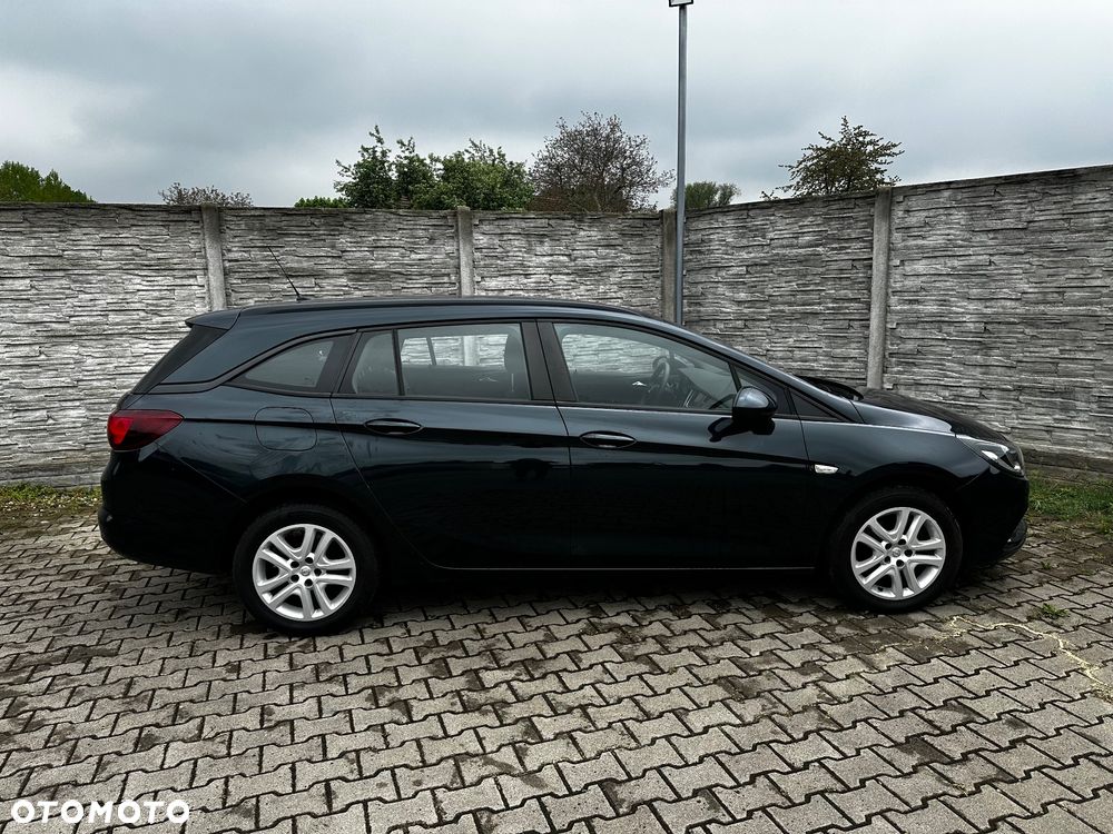 Opel Astra 1.4 Turbo Edition - 10