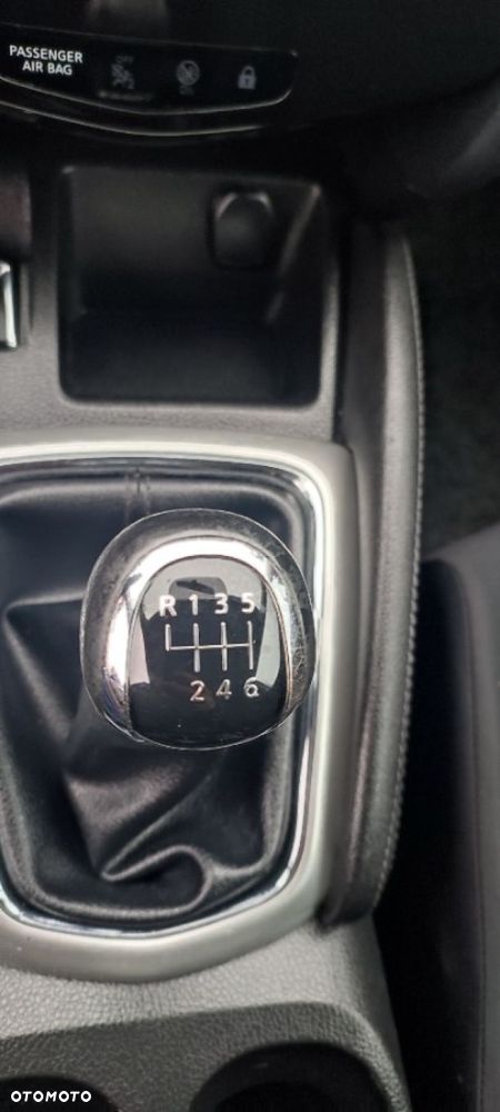 Nissan Qashqai - 24