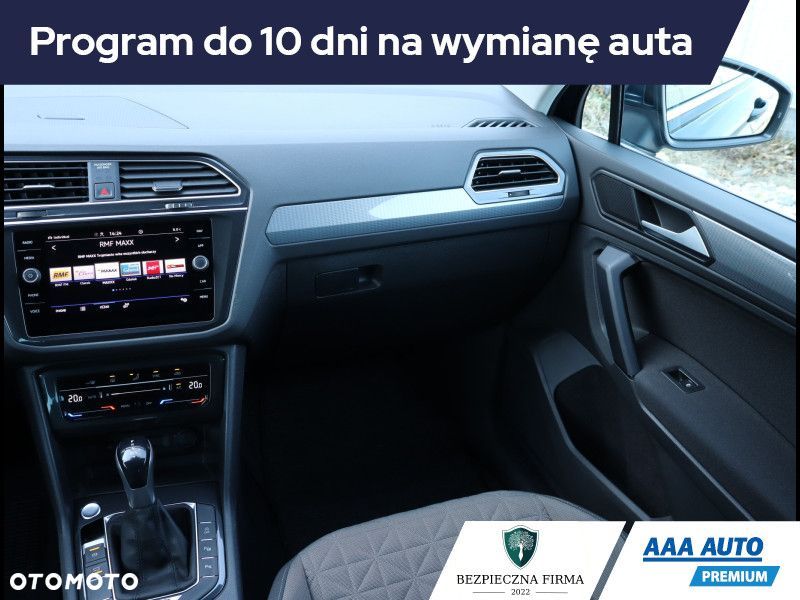 Volkswagen Tiguan - 10
