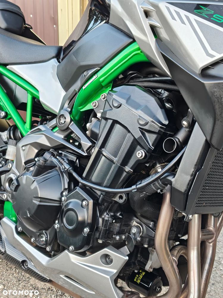 Kawasaki Z 900 - 24