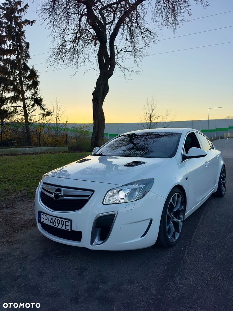 Opel Insignia 2.8 T V6 OPC - 1