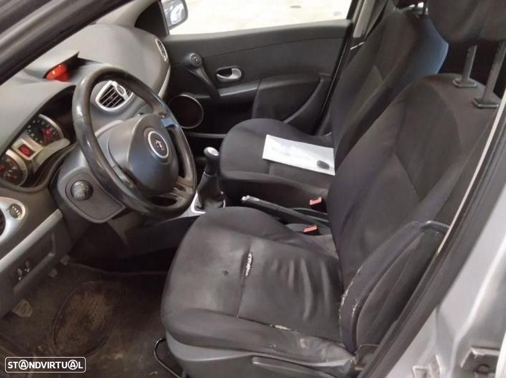 Renault Clio - 3