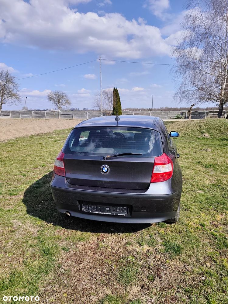 BMW Seria 1 - 10