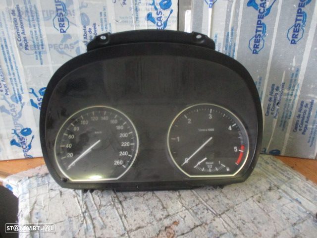 Quadrante 914147701 102495576 BMW E87 2008 KM/H Digital BMW SERIE 1 (E81) 2007 120D 177CV 3P CINZA ESCURO KM/H  DIGITAL - 3