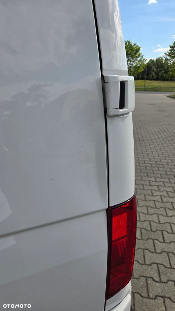 Volkswagen Transporter Kombi L2H1 - 19