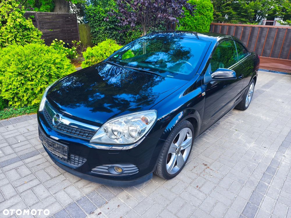 Opel Astra Twin Top 1.8 Cosmo - 4