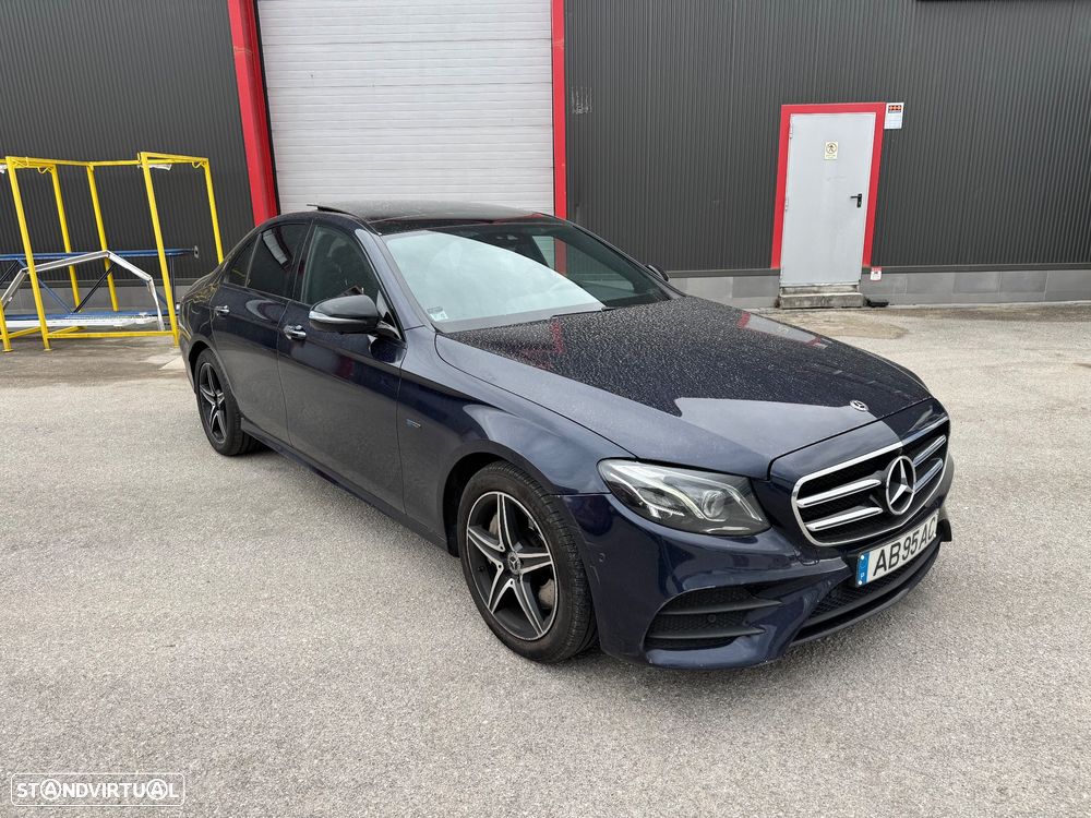 Mercedes-Benz E 300 de AMG Line - 3
