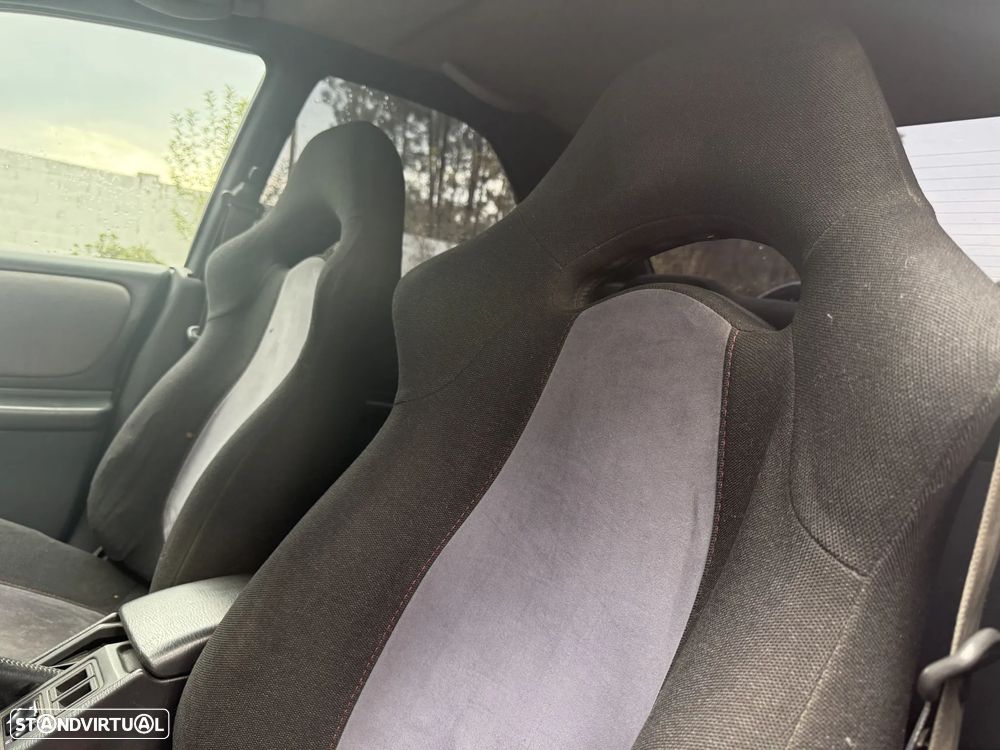 Subaru Impreza 2.0 GT 4x4 AC+TA+ABS - 9