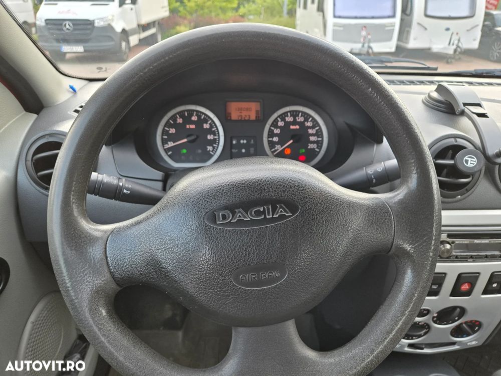 Dacia Logan 1.4 MPI Laureate - 6
