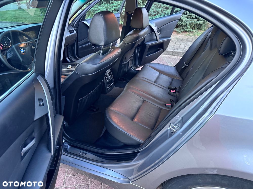 BMW Seria 5 - 12