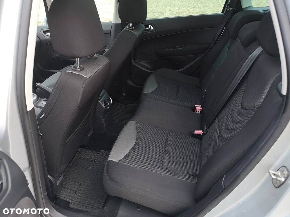 Audi A4 Avant - 29