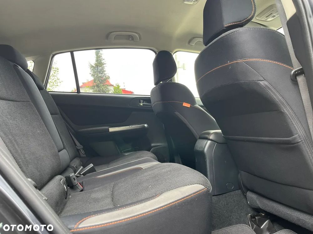 Subaru XV 2.0 i Exclusive Lineartronic - 13