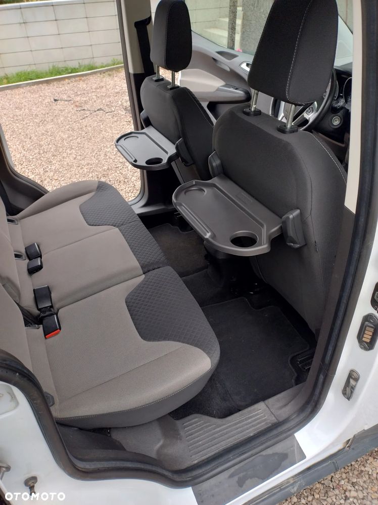 Ford Tourneo Courier 1.0 EcoBoost S&S Titanium - 15