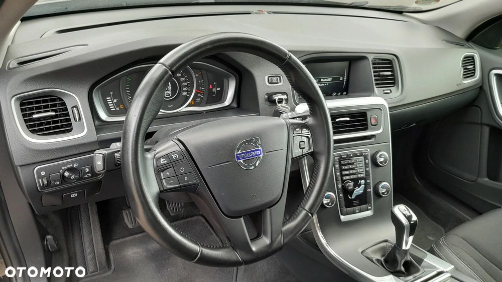 Volvo V60 D2 - 16