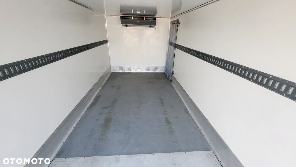 MAN TGL 12.190 / chłodnia/izoterma/kontener/ JAK NOWY / POLSKI SALON - 34