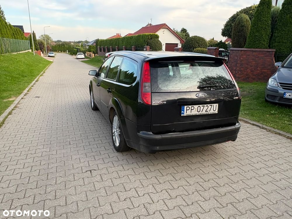 Ford Focus - 8
