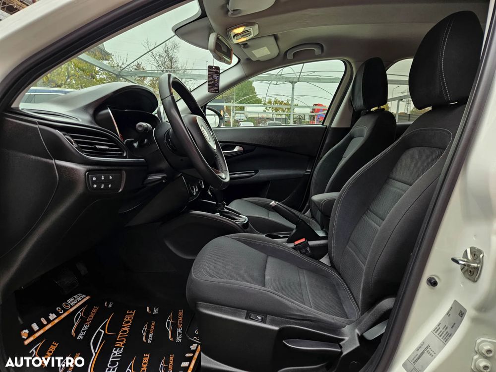 Fiat Tipo 1.6 MultiJet DCT Lounge - 10