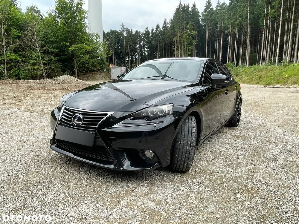 Lexus IS 300h Executive Line - 1