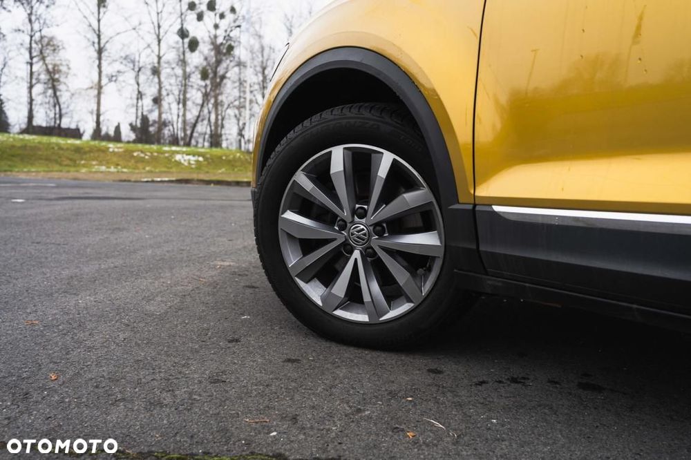 Volkswagen T-Roc - 14