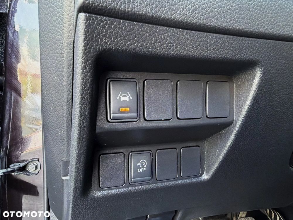 Nissan Qashqai 1.5 dCi N-Connecta - 28