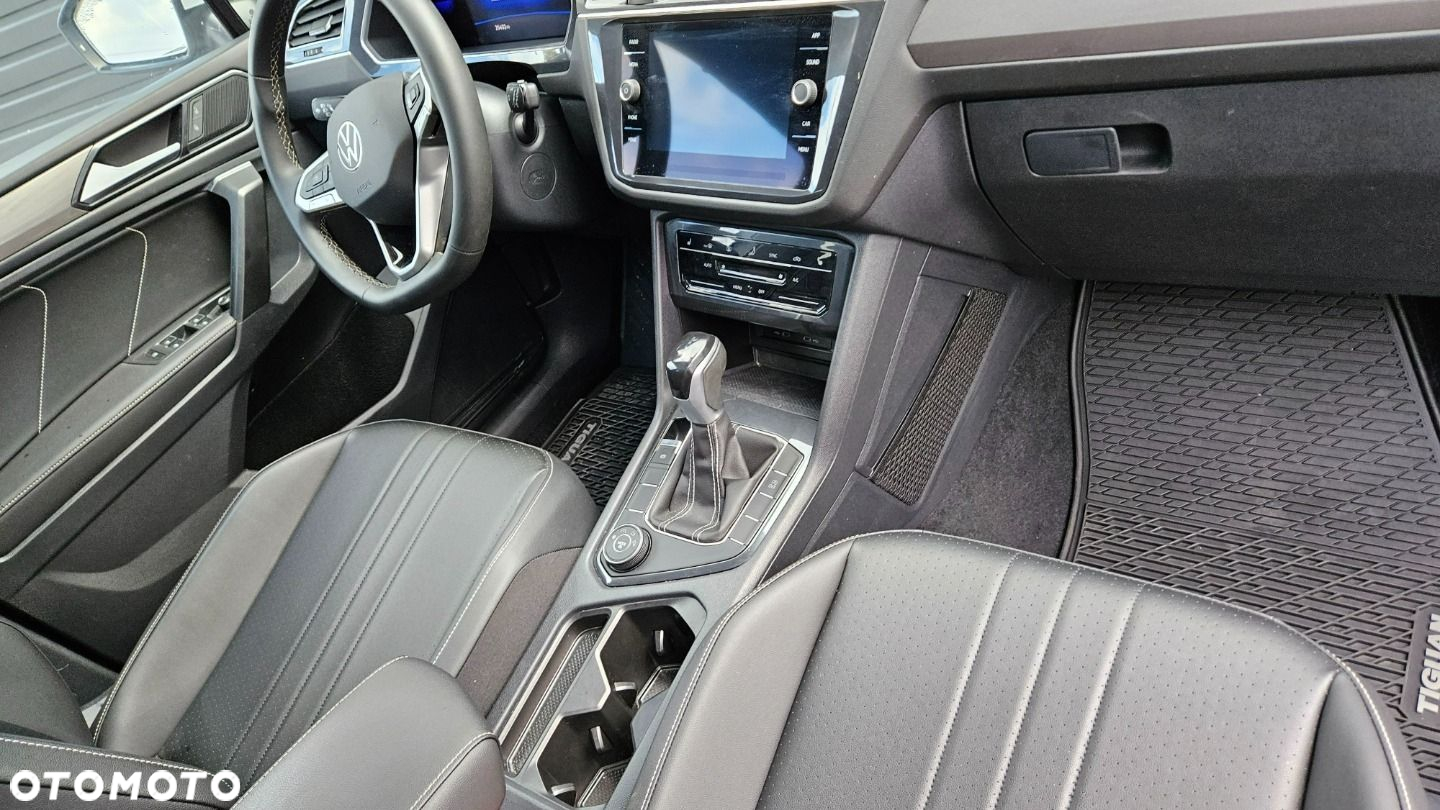 Volkswagen Tiguan - 36