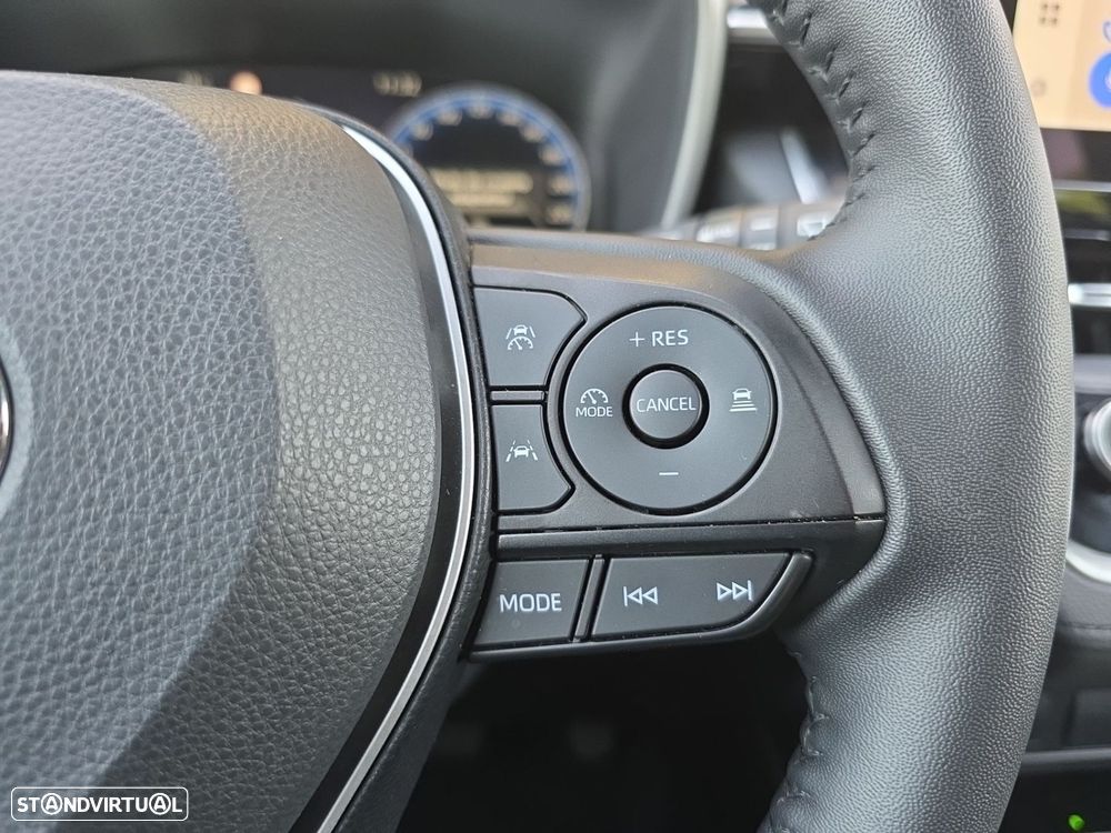 Toyota Corolla Cross 1.8 Hybrid Exclusive - 18
