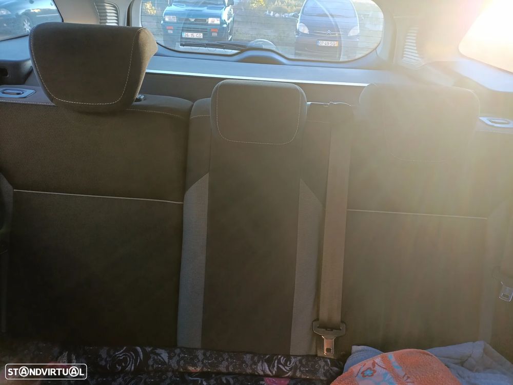 Ford Focus SW 1.6 TDCi Trend - 4