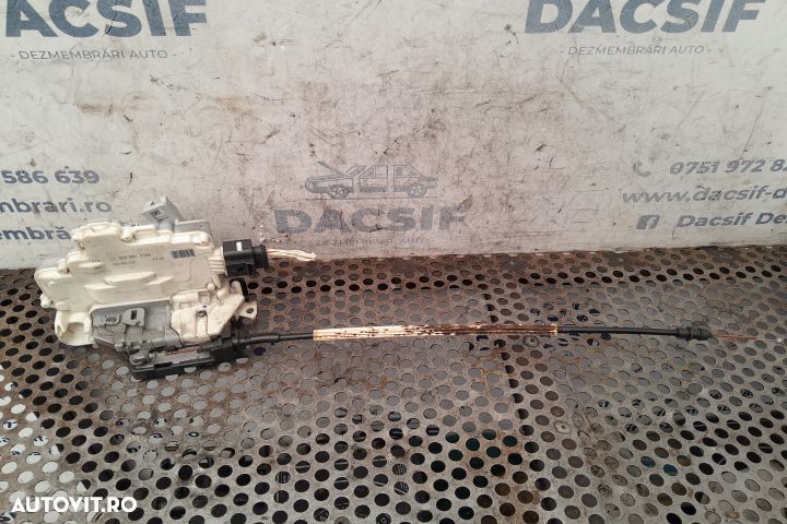 Broasca usa fata dreapta 3C2837016A Volkswagen VW Passat B7 [2010 - 2 - 4