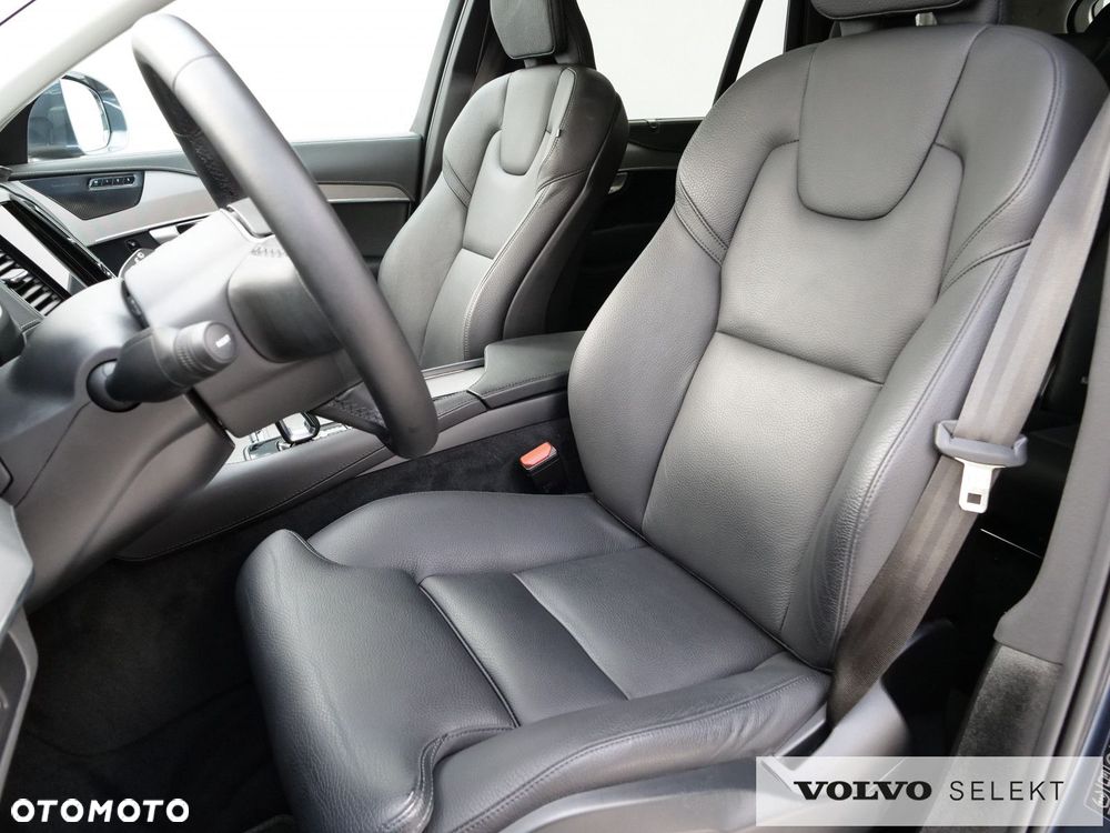 Volvo XC 90 - 13
