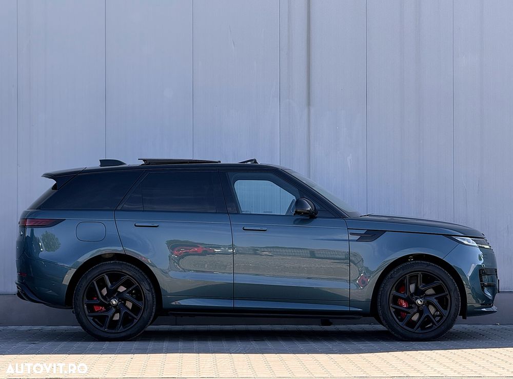 Land Rover Range Rover Sport 3.0 I6 D250 MHEV HSE Dynamic Stealth - 13