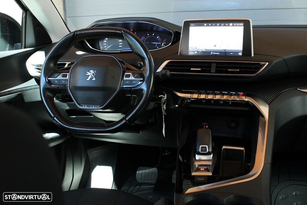 Peugeot 5008 BlueHDI 130 EAT8 Allure - 26