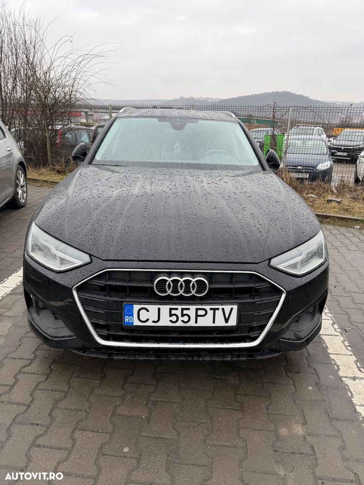 Audi A4 30 TDI S tronic - 1
