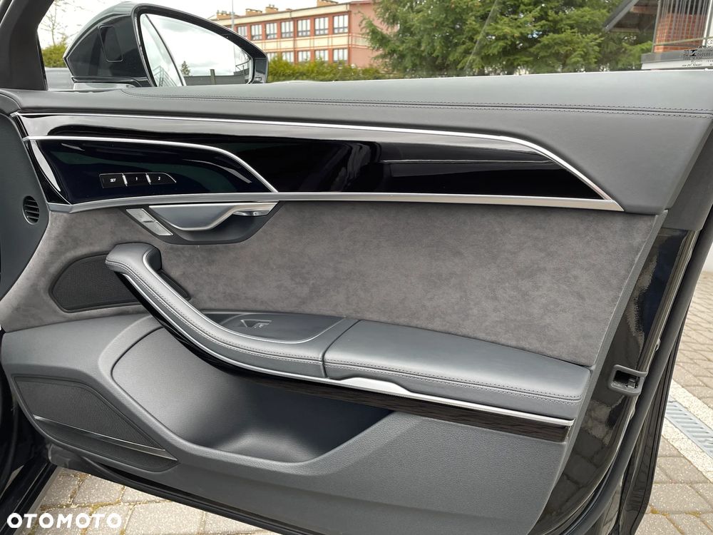 Audi A8 55 TFSI quattro tiptronic - 18