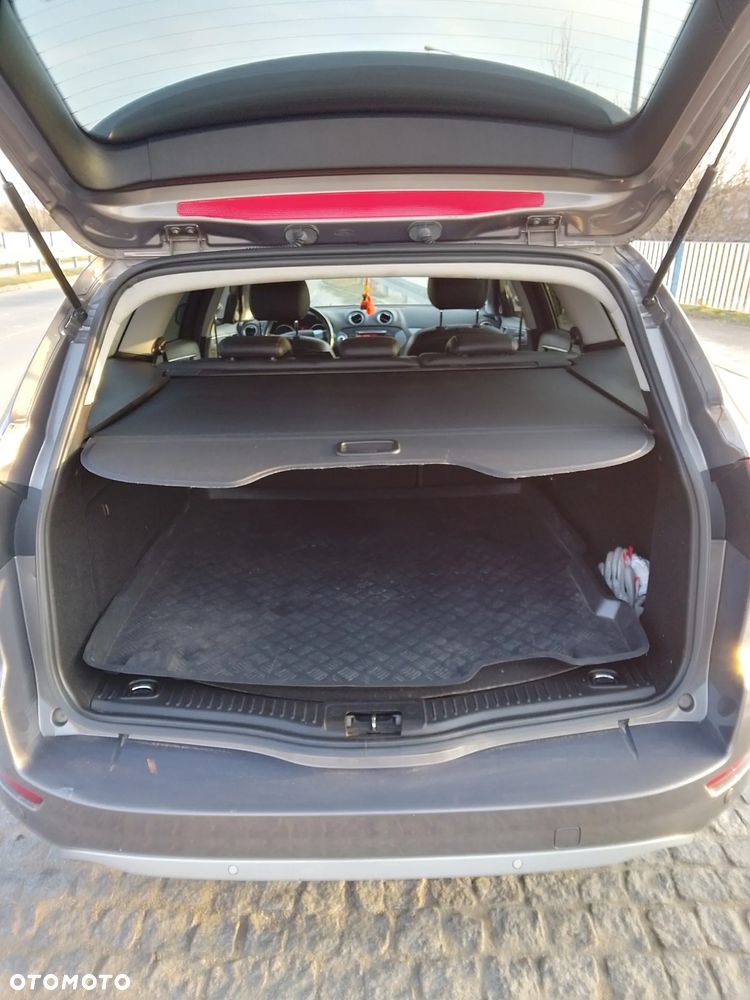 Ford Mondeo - 10