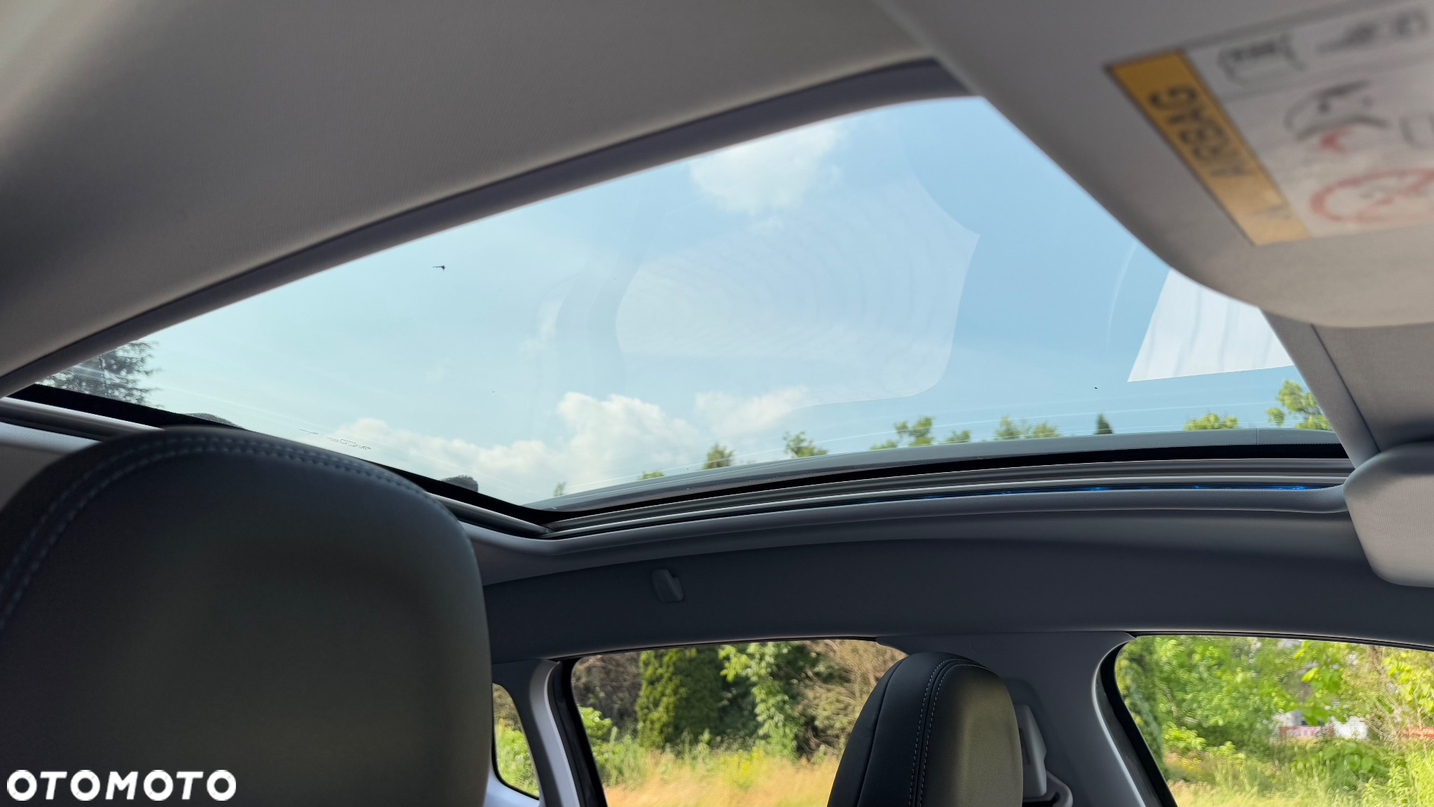 Peugeot 2008 1.6 BlueHDi Allure S&S - 25