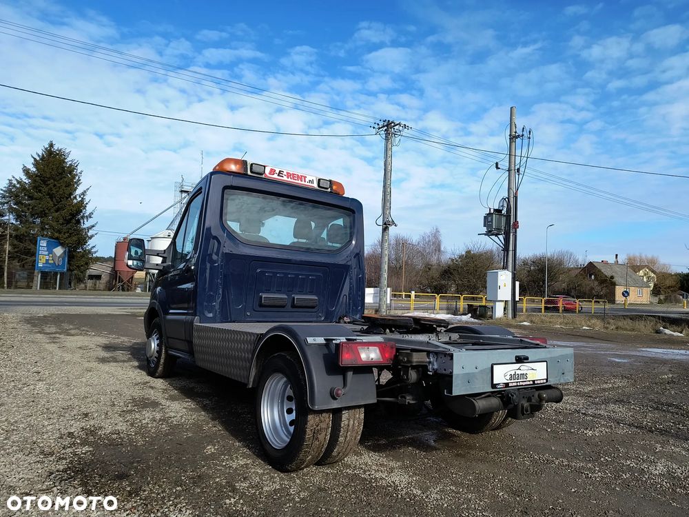 Ford transit - 23